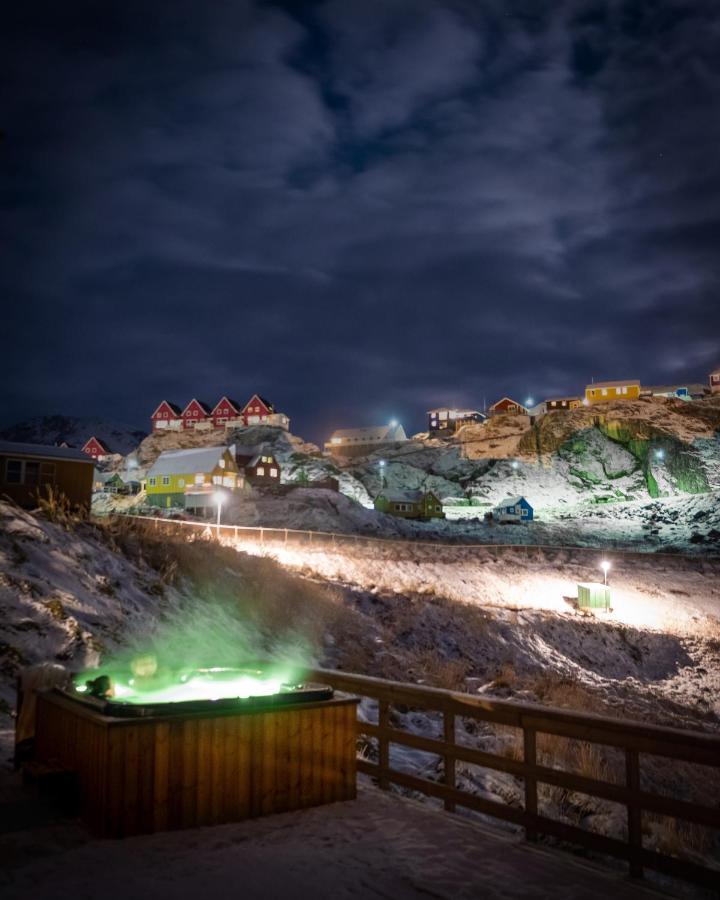 Hotel Soma Sisimiut Buitenkant foto