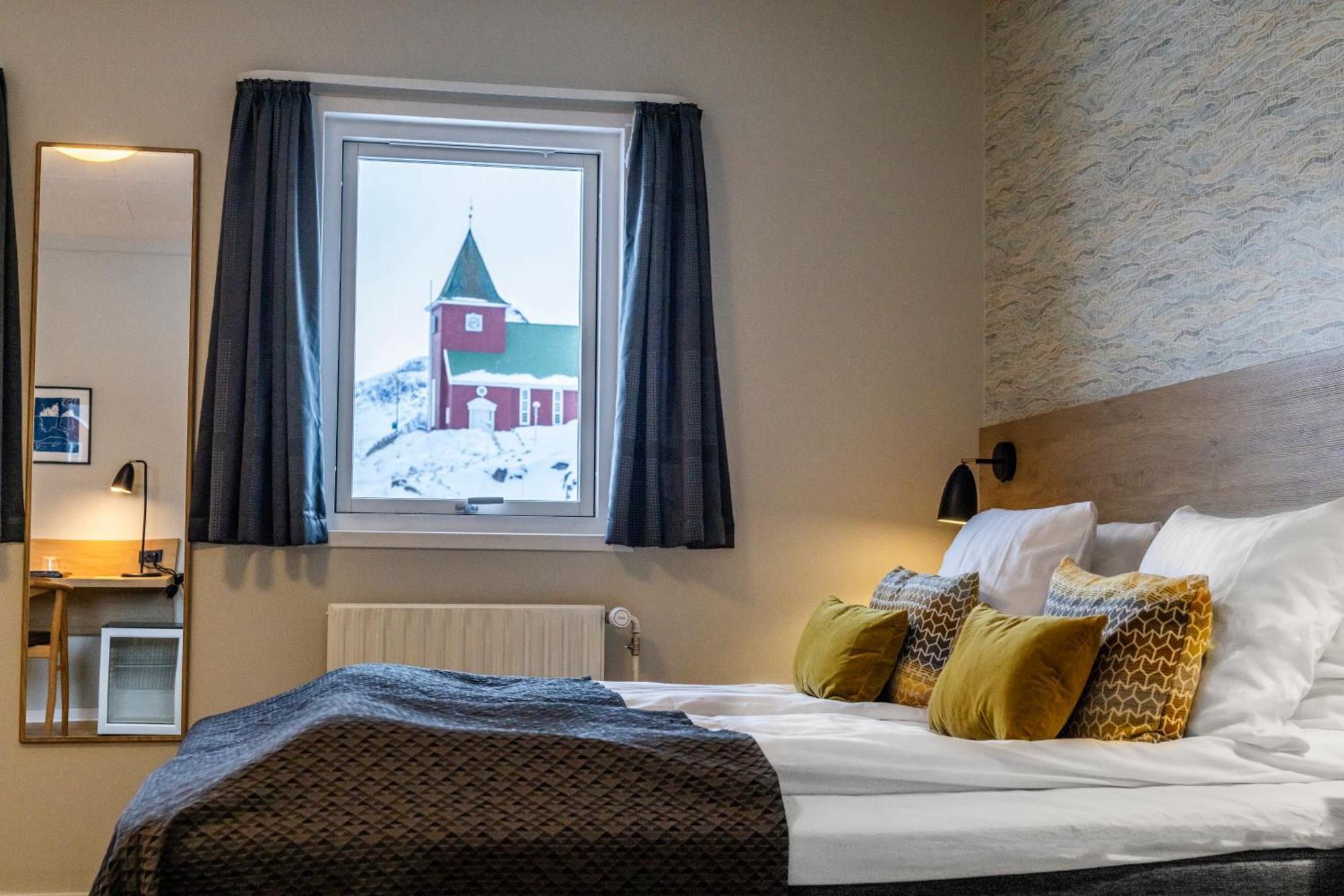 Hotel Soma Sisimiut Buitenkant foto